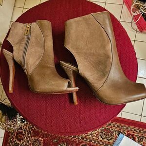 SCHUTZ TAUPE LEATHER & SUEDE OPEN TOE BOOTIES